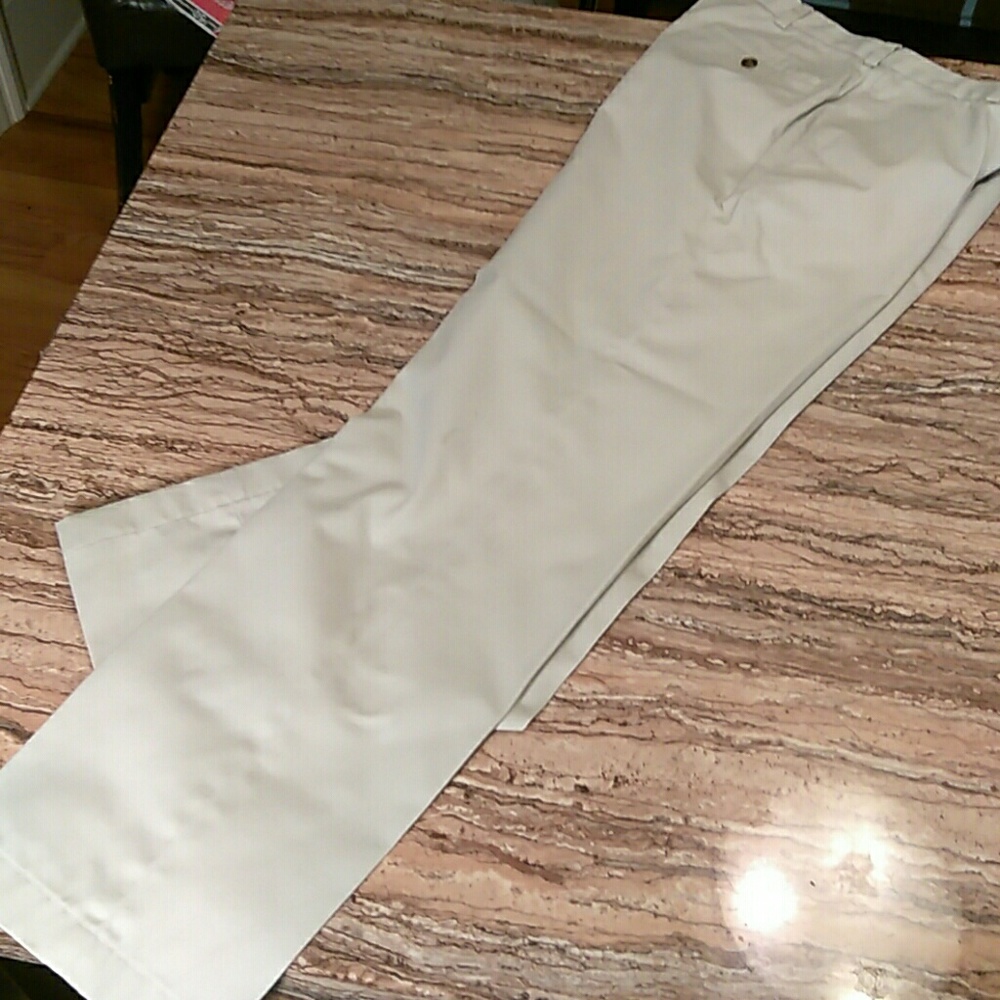Brooks Brother mens khaki pants - Picture 6 of 7